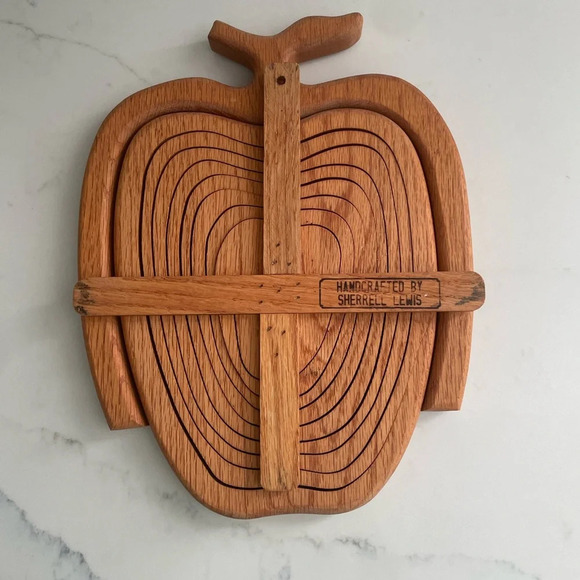 Sherrell Lewis Beautiful Folding Solid Wood Fruit Bowl Basket Apple Shape - Picture 6 of 11